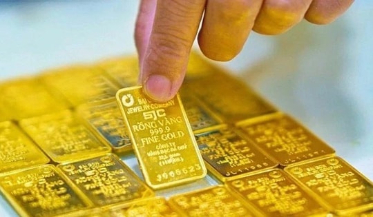 Giá vàng hôm nay 26/12: Vàng trong nước dửng dưng trước biến động của giá vàng thế giới
