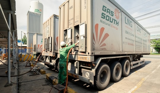 Câu hỏi nóng trong vụ gần 500 xe buýt TPHCM có thể ngừng hoạt động vì thiếu khí