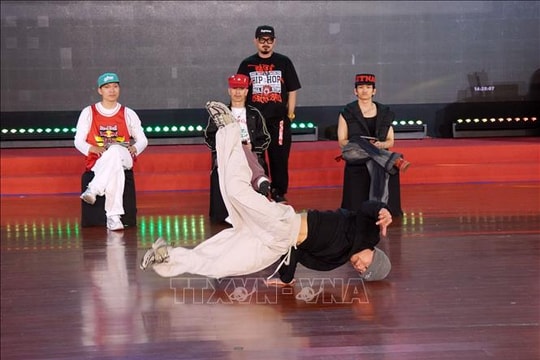 Gần 1.000 người dự giải đấu cấp quốc gia dành riêng cho vũ đạo đường phố
