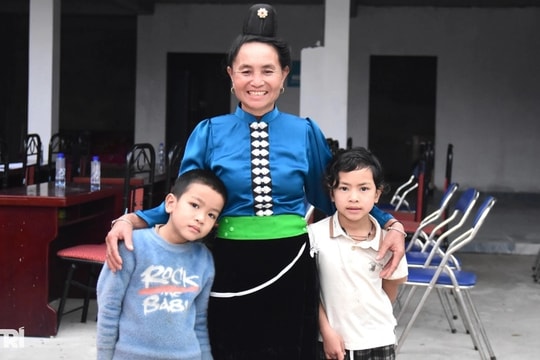 Niềm vui an cư của người nghèo giữa núi rừng Điện Biên