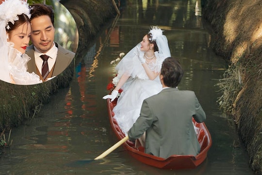 Đoàn Minh Tài chèo xuồng rước dâu