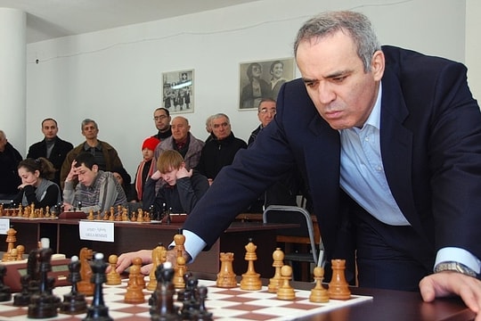 Kasparov vĩ đại thế nào trong cờ vua