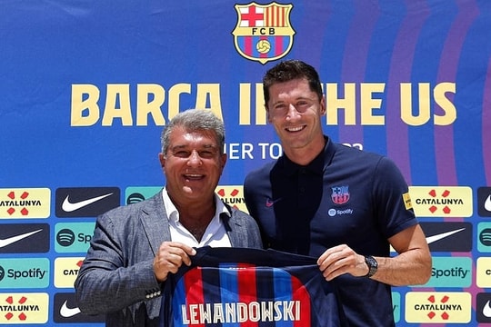 Barca xin Lewandowski không ghi bàn cuối mùa 2022-2023