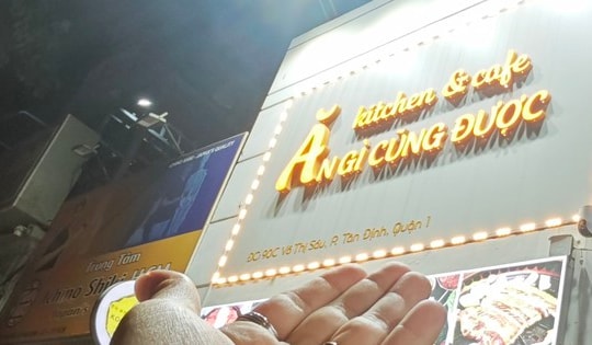 Những kiểu hút khách "độc lạ", ít tốn kém của nhiều hàng quán ở TPHCM