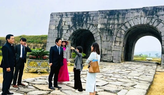 Du lịch Thanh Hóa đón hơn 16 triệu lượt khách, thu trên 46 ngàn tỉ đồng