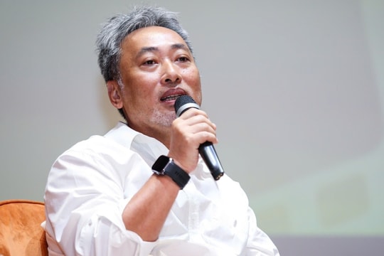 Đạo diễn Nguyễn Quang Dũng lên tiếng sau ồn ào tuyển trợ lý không lương