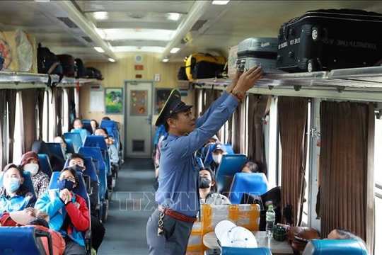 Ngành đường sắt và hàng không tăng chuyến trong 4 ngày nghỉ Tết Dương lịch