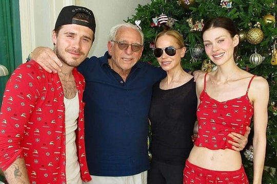 Brooklyn Beckham nghỉ lễ cùng nhà vợ