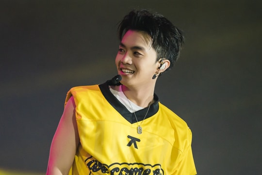 Negav khóc và tiếc nuối ở concert Anh trai