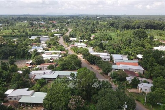 Phát triển giá trị bản địa hạn chế di cư vùng biên giới