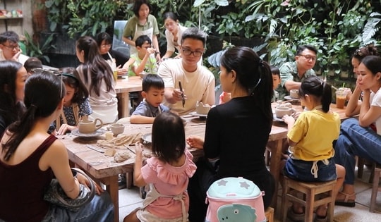 Workshop bùng nổ, xu hướng "mua trải nghiệm" lên ngôi