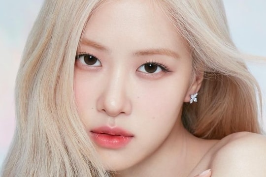 Rosé thắng danh hiệu 'Gương mặt nữ đẹp nhất thế giới' 2025