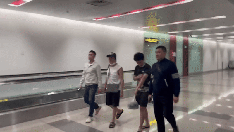 Nhóm lừa tiền hơn 1.000 người bị bắt tại sân bay, cửa khẩu