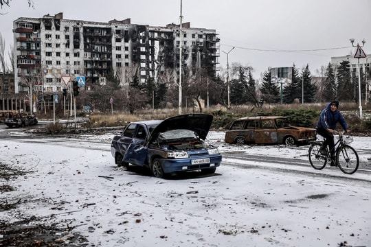 Nga: Ukraine nên rút quân khỏi Donbass nếu muốn hòa bình