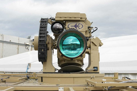 Israel biên chế vũ khí laser phòng không đầu tiên trên thế giới