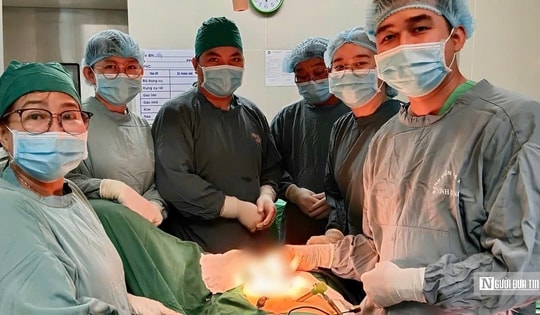 Phẫu thuật nội soi thành công ca bệnh hiếm mắc đồng thời 2 khối u tiêu hóa hiếm gặp