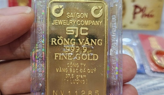 Cuối ngày 29-12, giá vàng miếng SJC rớt mạnh