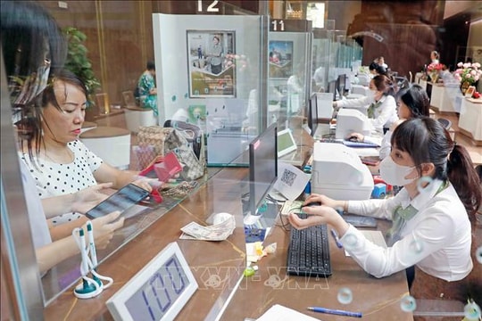 Tín dụng tăng cao: Dòng vốn mở rộng nhanh, áp lực điều hành gia tăng