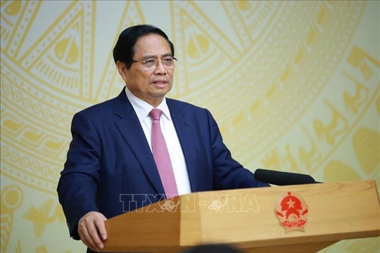 Thủ tướng yêu cầu hoàn tất kế hoạch chuyển đổi nghề, tạo sinh kế bền vững cho ngư dân trước 6/1/2026