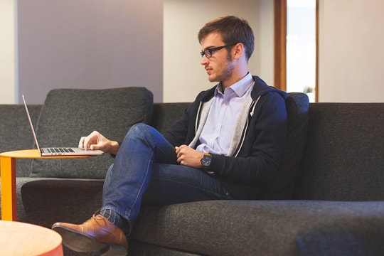 Đi làm chủ nhật - 'bình thường mới' của dân văn phòng