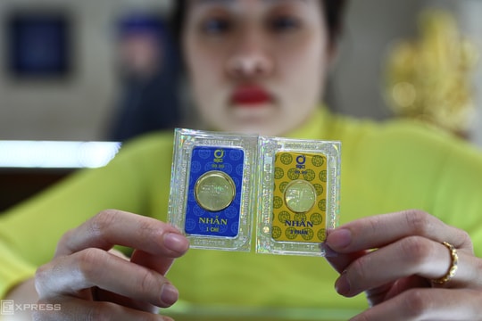 Mỗi lượng vàng giảm tiếp gần 4 triệu đồng