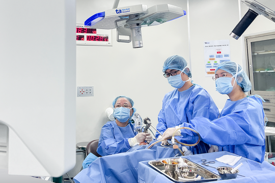 Giấu tin ung thư để cha yên tâm phẫu thuật