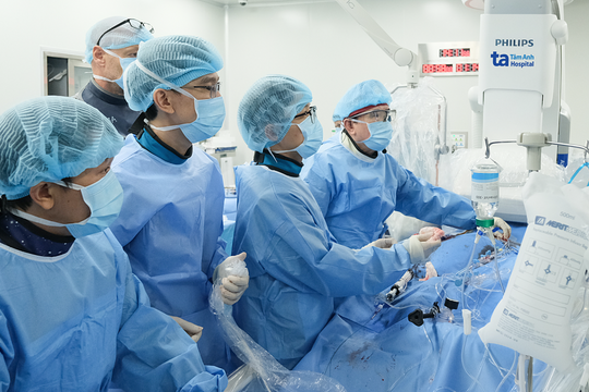 Thay van tim không cần phẫu thuật