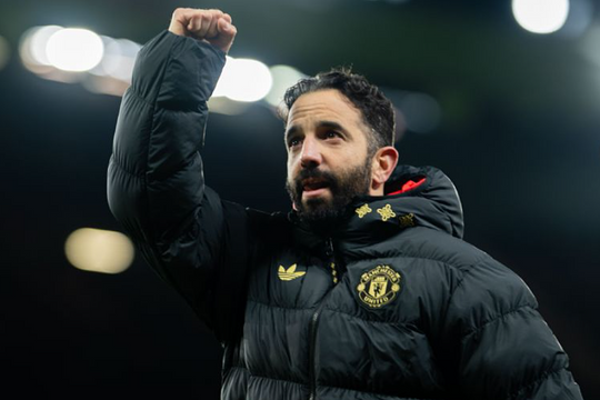 Amorim: 'Tôi sẽ không trụ nổi ở Man Utd nếu sớm thay đổi chiến thuật'