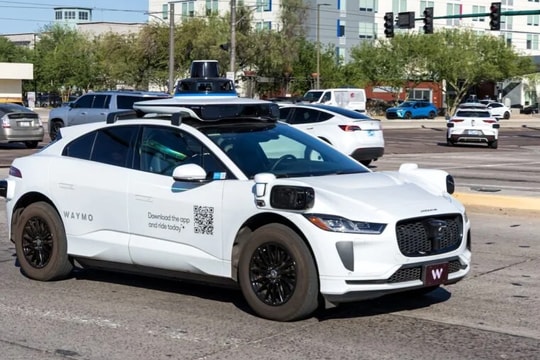 Nghề đóng cửa thuê cho taxi tự lái