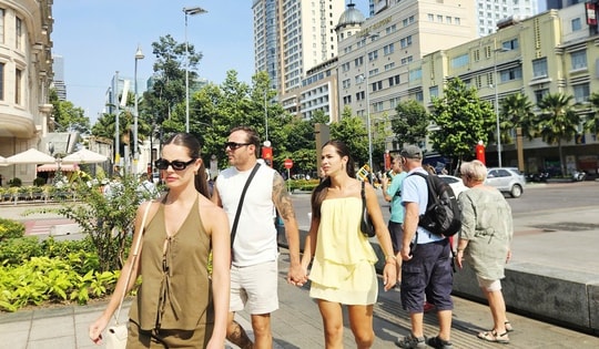 Doanh nghiệp du lịch cũng gặp khó về thuế, xuất hóa đơn