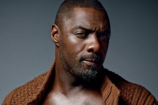 Người đàn ông quyến rũ nhất thế giới được phong tước hiệp sĩ