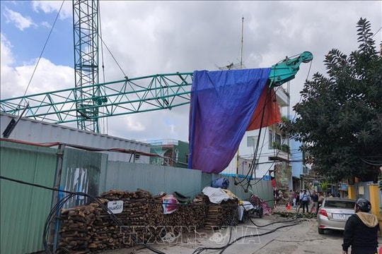 Đà Nẵng: Gãy cẩu tháp tại công trình xây dựng The One Tower