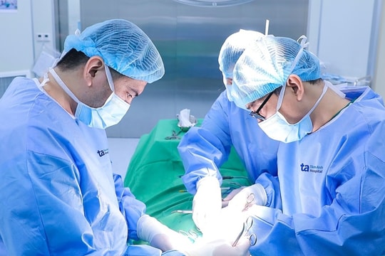 Ung thư tuyến giáp không triệu chứng