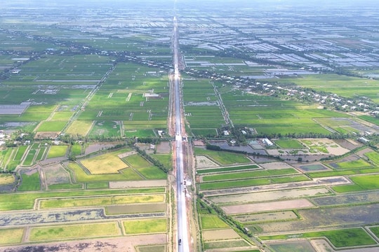 Cao tốc Hậu Giang - Cà Mau lùi thời gian thông xe