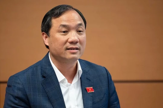 Tổng biên tập Tạp chí Cộng sản làm Phó ban Tổ chức Trung ương