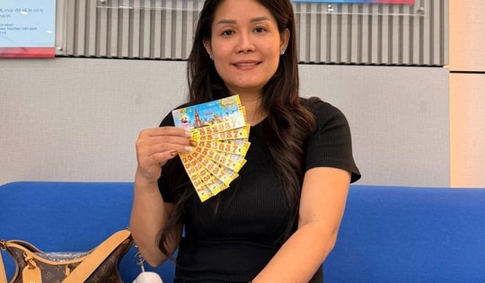 Xổ số miền Nam: Nhiều người đến đại lý đổi thưởng độc đắc chiều cuối năm