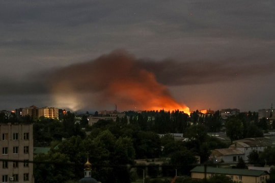 Nga tố Ukraine không kích Kherson vào lễ mừng năm mới, 24 người thiệt mạng