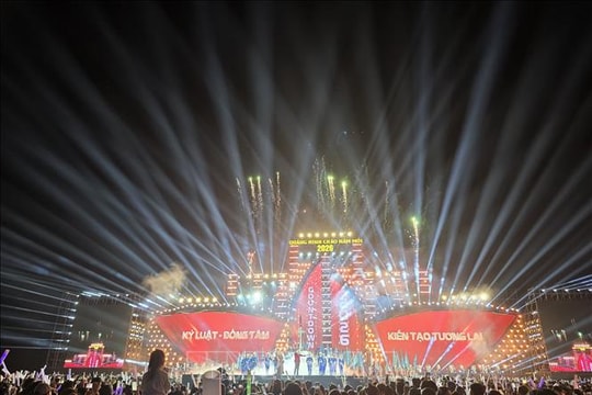 Niềm tin và hy vọng trong thời khắc chuyển giao năm mới 2026