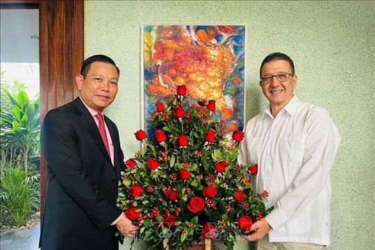 Tình hữu nghị đặc biệt Việt Nam - Cuba tỏa sáng trên mọi không gian địa lý