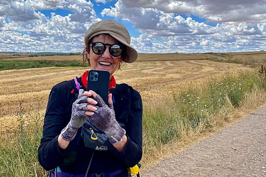 Nữ du khách đi khắp thế giới với 400 USD một tháng