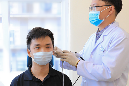 Đeo tai nghe nhiều có nguy hiểm không?