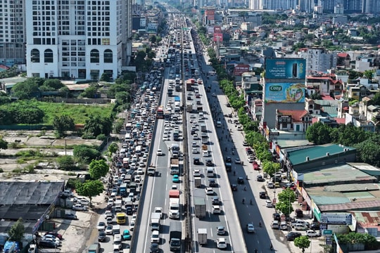 Hà Nội siết xe tải lên Vành đai 3 trên cao do quá tải gấp 9 lần