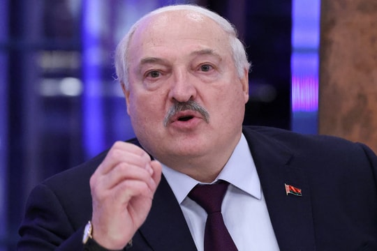 Tổng thống Belarus kể lần cảnh báo ông Putin về âm mưu ám sát