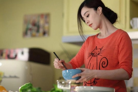 Tôi nấu món gì bố chồng cũng chê, sự thật phía sau khiến tôi “sáng mắt”