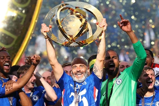 Vì sao Chelsea nhanh chóng sa thải HLV Maresca?