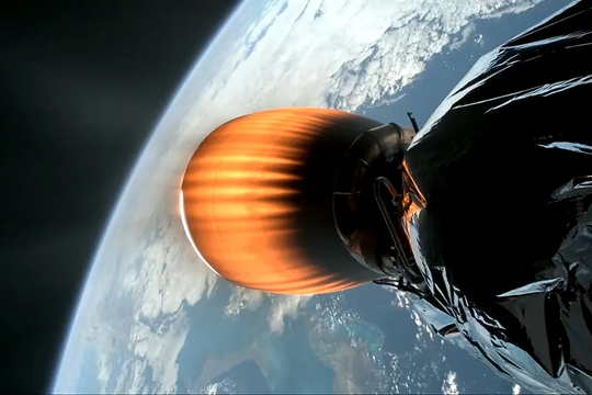 SpaceX lập kỷ lục với 165 vụ phóng quỹ đạo năm 2025