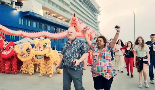 Ngày đầu năm mới, Quảng Ninh đón 380.000 lượt khách du lịch