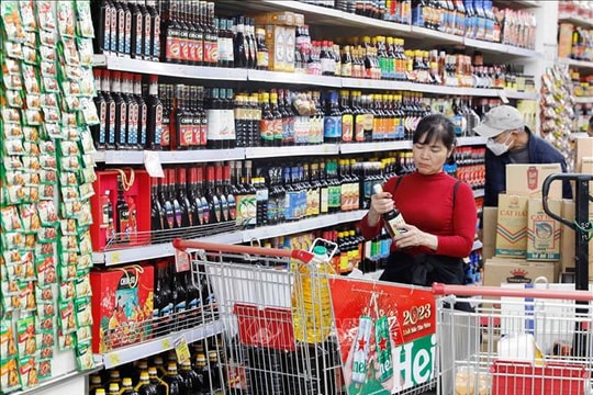 Tăng tốc kích cầu cuối năm, thị trường bán lẻ sôi động rõ nét