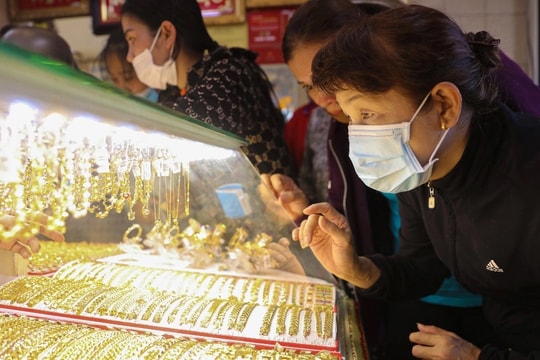 Giá vàng giảm gần 7 triệu đồng/lượng sau một tuần