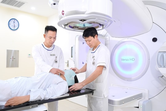 Sau xạ trị ung thư có cần cách ly không?